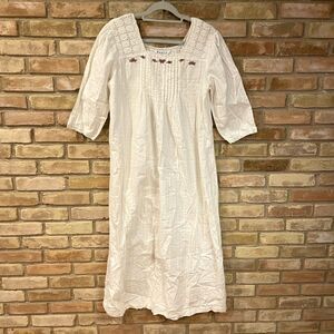 April Cornell White Cotton Gown Embroidered Lace M Cottage Chic Victorian
